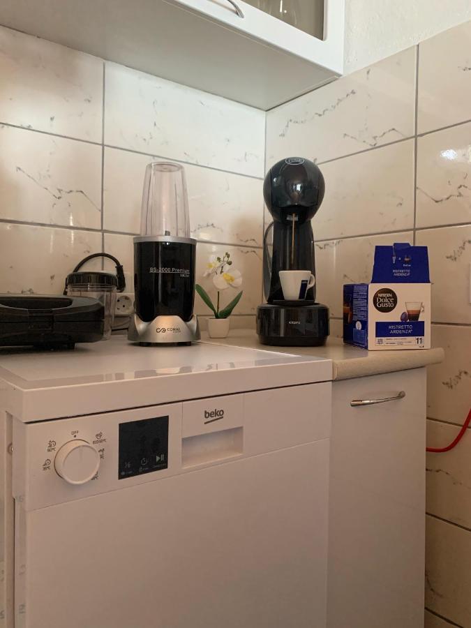 Azzure Apartment Ulcinj Bagian luar foto