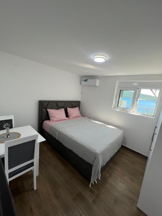 Azzure Apartment Ulcinj Bagian luar foto
