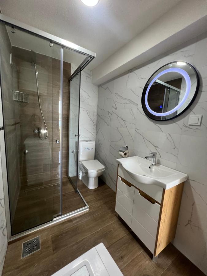 Azzure Apartment Ulcinj Bagian luar foto
