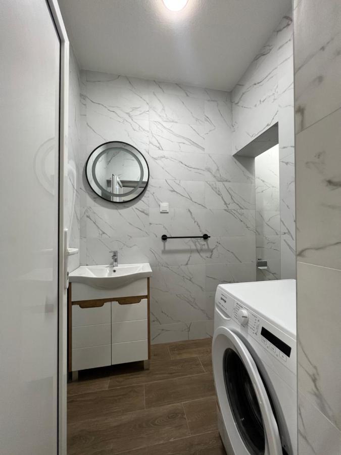 Azzure Apartment Ulcinj Bagian luar foto