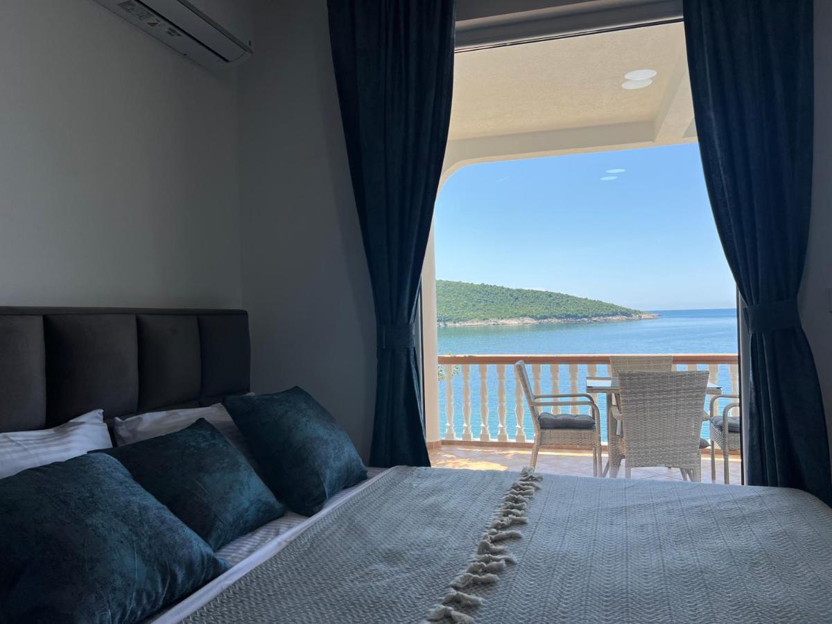 Azzure Apartment Ulcinj Bagian luar foto